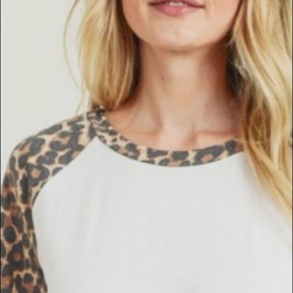 Leopard Sleeve Baseball Tee - Picture 7 of 12